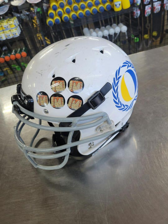Used Schutt Recruit R3 Youth Md Football Helmets
