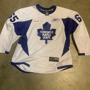 Leafs practice jersey 58