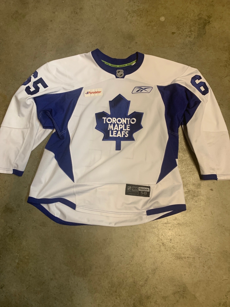 Leafs practice jersey 58