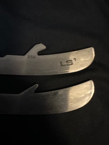 Bauer LS1 254 Blades