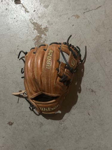 2022 Infield 11.5" DP15 A2000 Baseball Glove