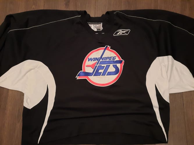 Used Reebok Winnipeg Jets Classic Logo Goalie Cut Practice Jersey