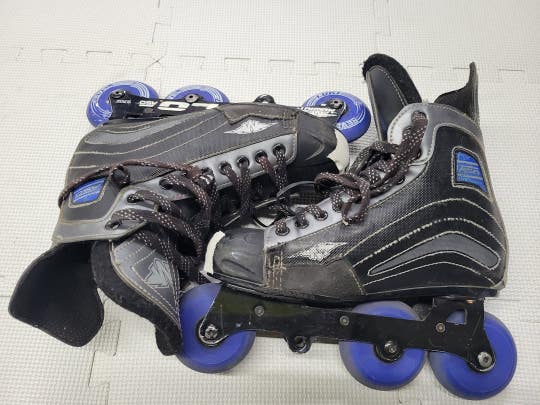 Used Mission Senior 7 Roller Hockey Skates