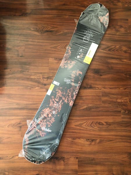 New 2021 Women's 152cm Bataleon Storm Snowboard Without