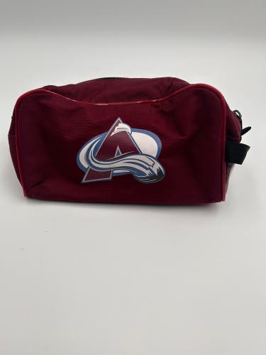 Lightly Used Colorado Avalanche Pro Stock Shave Bag #43