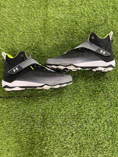 Black Used Men's Size 13 Under Armour Football Cleats