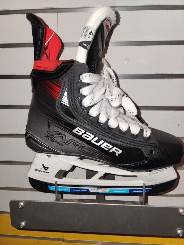 Bauer Vapor X5 Pro Hockey Skates 4.5