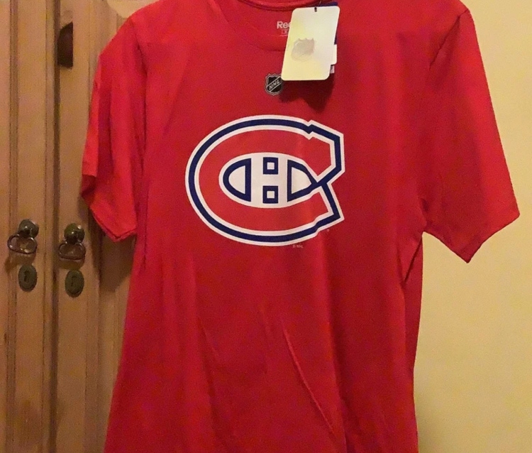 New Canadiens Medium T-Shirt