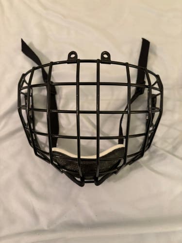 New Bauer FM3000S Helmet Cage Type 1
