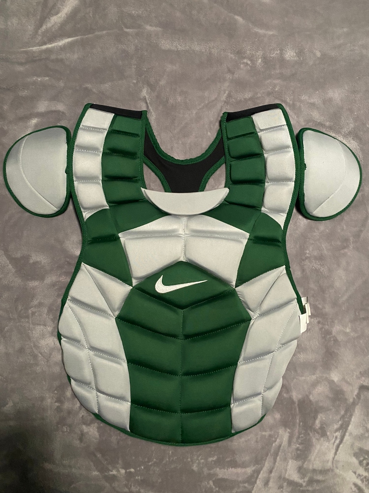 Nike Catcher's Chest Protector