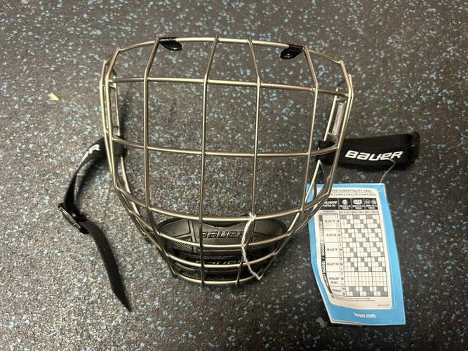 New BAUER Helmet Cage MEDIUM Profile III ICE HOCKEY Fits CCM