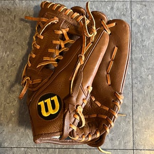 Used Right Hand Throw 12" A777 Baseball Glove