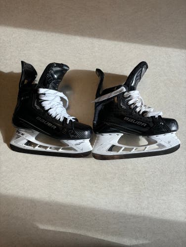 Used Bauer 7 Supreme Mach Hockey Skates