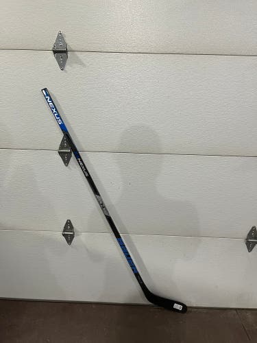 Bauer Nexus team stick Left Handed P88 77 flex