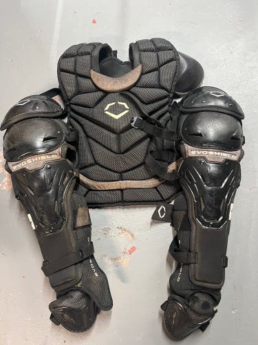 EvoShield Catcher's Set