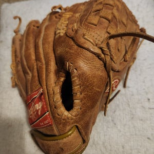 Rawlings Right Hand Throw Player Preferred Baseball Glove 11"