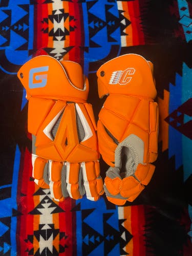 Six Nations Chiefs gloves