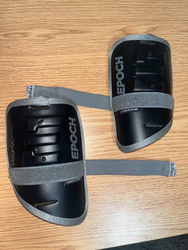 Medium Epoch Integra Bicep Pads