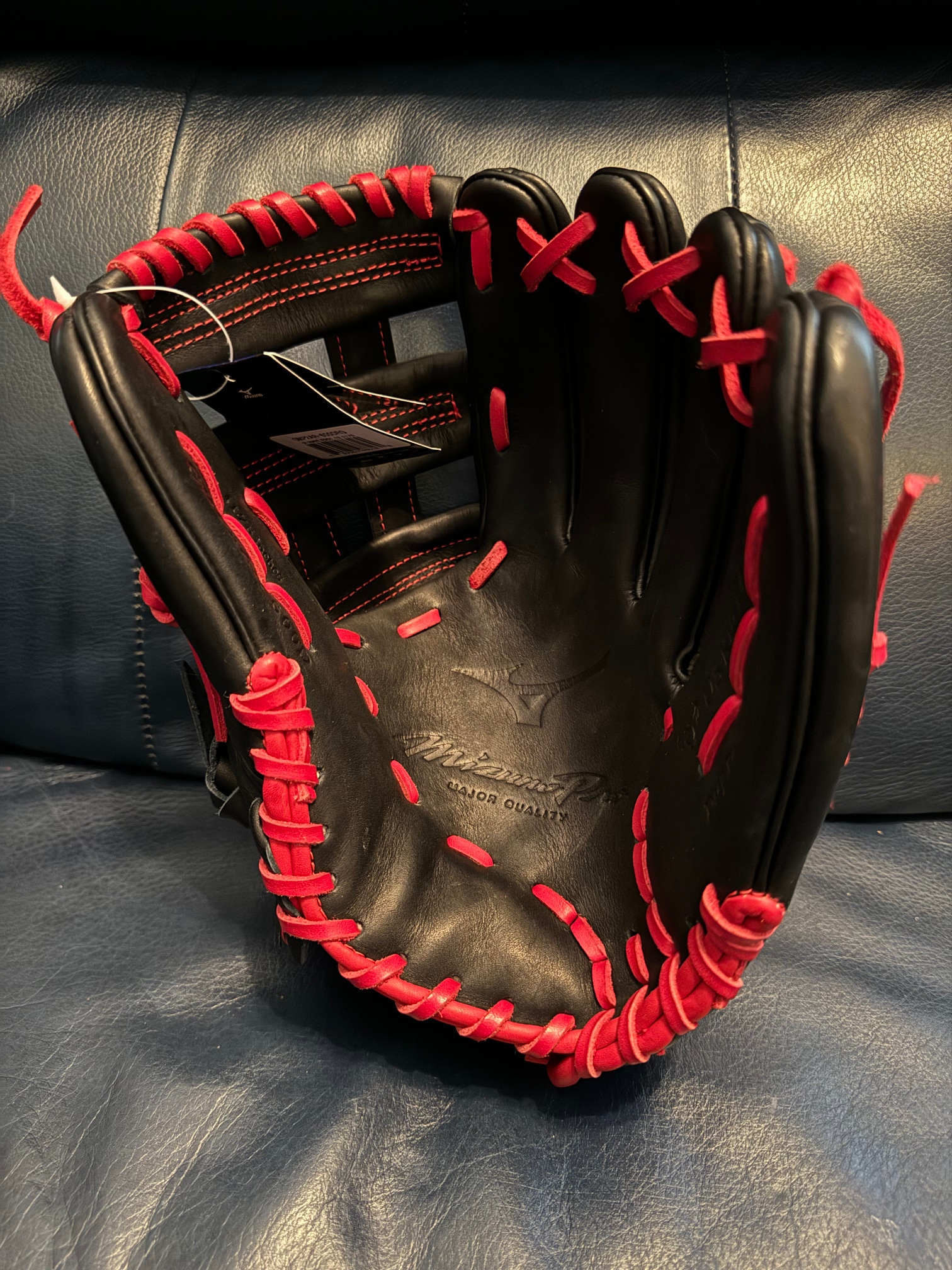 NWT Austin Riley Mizuno Pro GMP2AR 600D Right Hand Throw Baseball Glove 11.75"