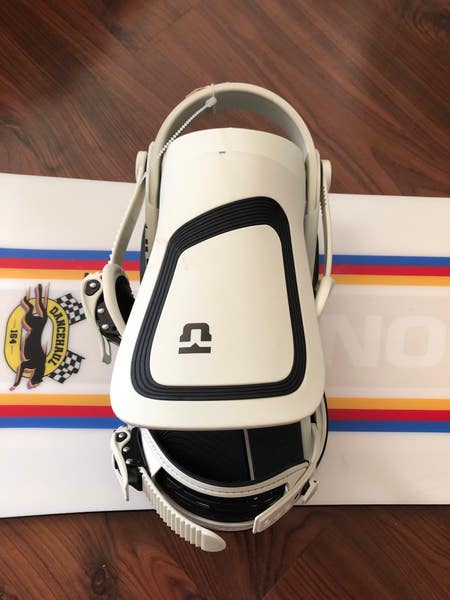 Used 154cm Salomon Dancehaul Snowboard With Union Ultra Bindings