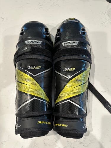 14” Bauer Supreme Ultrasonic Shin Pads