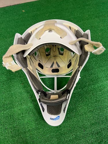 Used Bauer Pro 960 Goalie Mask Fit 1 / Small