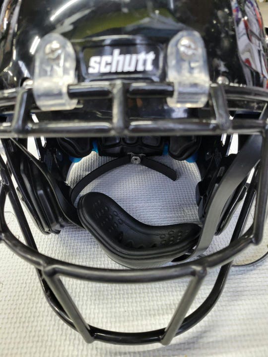 Used Schutt F7 Lx1 Youth Xl Football Helmets