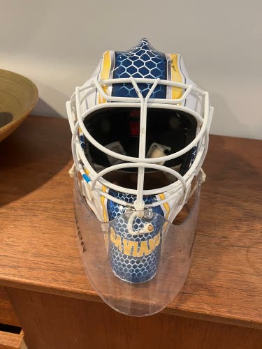 Used CCM  GFL 1.9 Goalie Mask