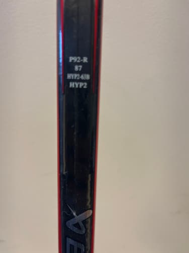 Senior Right Handed P92 Pro Stock Vapor Hyperlite 2 Hockey Stick