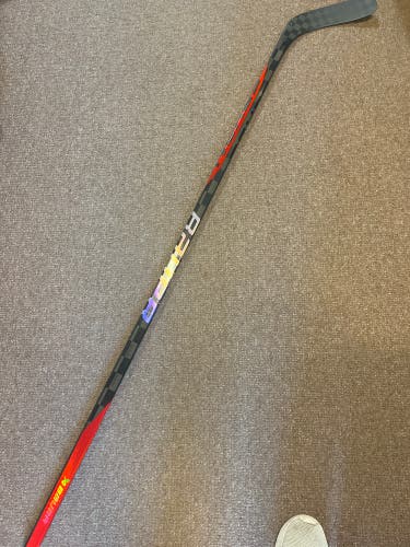 Senior Right Handed P88 Pro Stock Nexus Sync Hockey Stick
