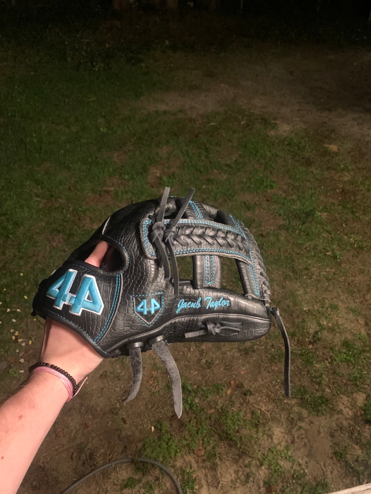 Outfield 12.75" 574 Baseball Glove