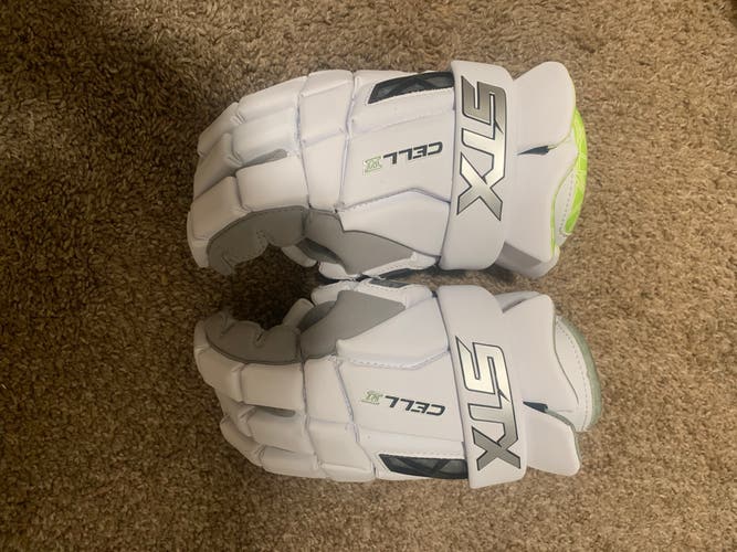 STX cell 6 lacrosse gloves