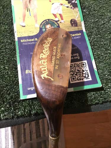 Auld Reekie Hand Made Putter 35.5 Inches Wood Shaft (RH) St. Andrews