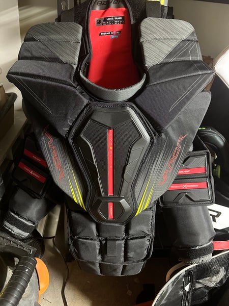 Bauer Hyperlite 2 Goalie Chest Protector LARGE