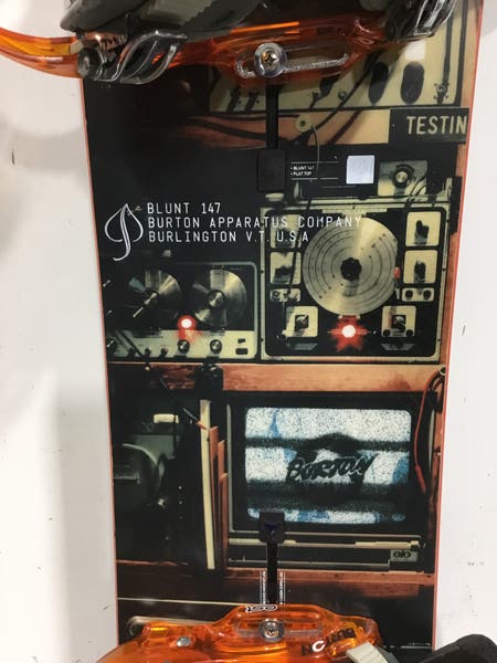 147 Burton Blunt snowboard | SidelineSwap | Buy and Sell on