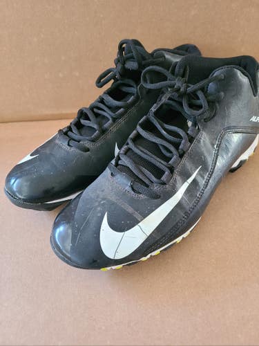 Men's Used Size 12 (Women's 13) Molded Cleats Nike Low Top