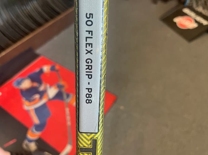 New Junior Left Hand P88 Super Tacks AS-V Pro Hockey Stick Uncut 59.25"