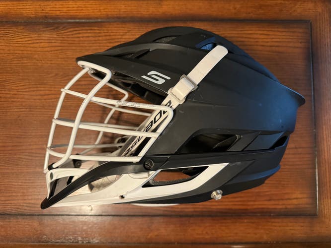 Men’s Lacrosse Cascade S Helmet