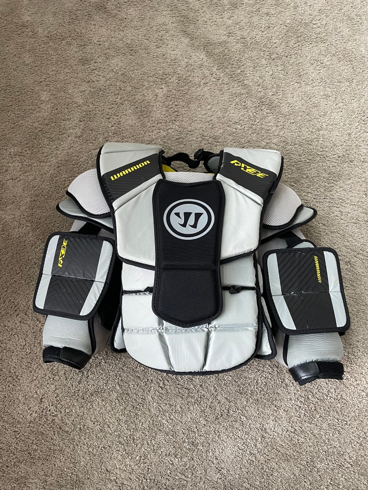 Used Small Warrior Ritual X3E Goalie Chest Protector