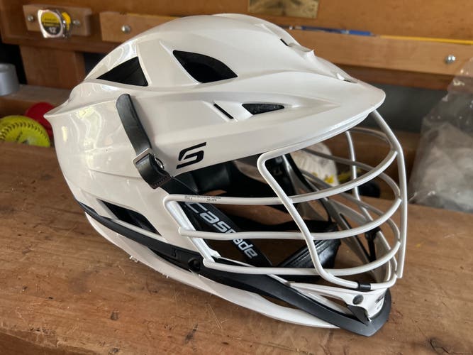 Used cascade S helmet