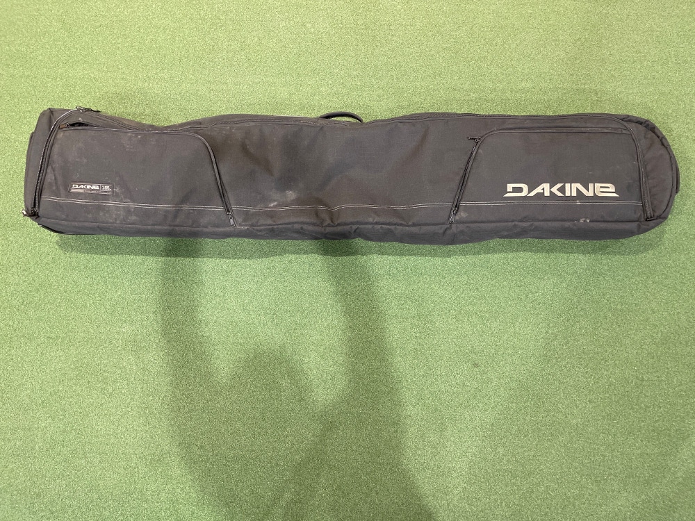 Used Dakine Snowboard Bag(72x13x6)