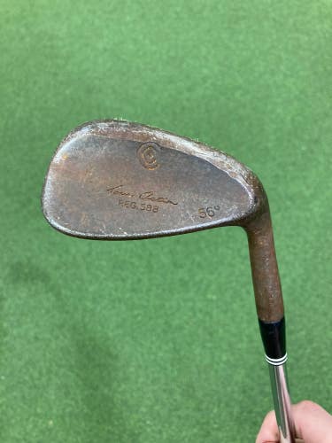 Used Men's Cleveland Reg 588 Right Handed 56 Degree Wedge