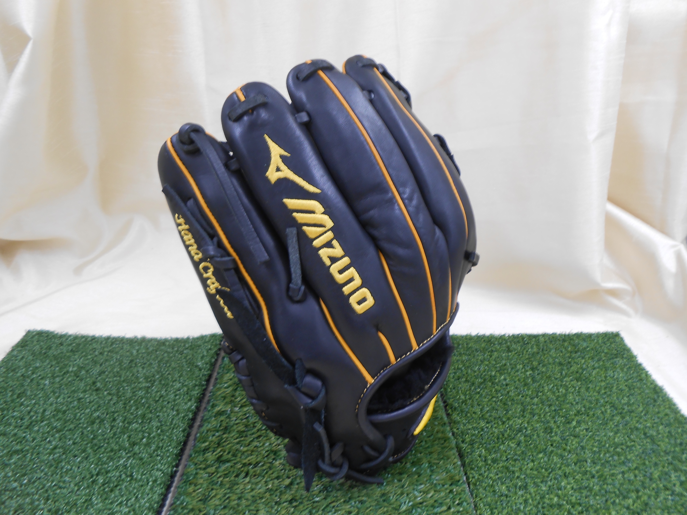 New 2022 Mizuno Pro Select Fernando Tatis, Jr. Model Baseball Glove 11.75" RHT