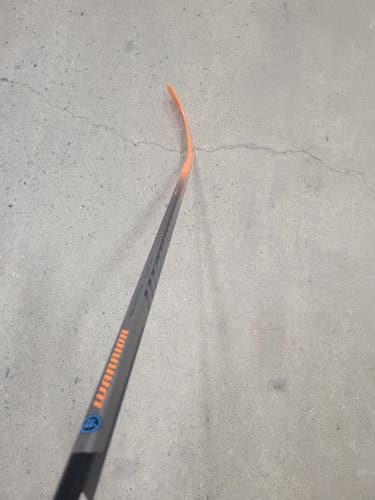 New Tyke Warrior Right Handed Covert QR5 Pro Hockey Stick W03 curve 20 flex