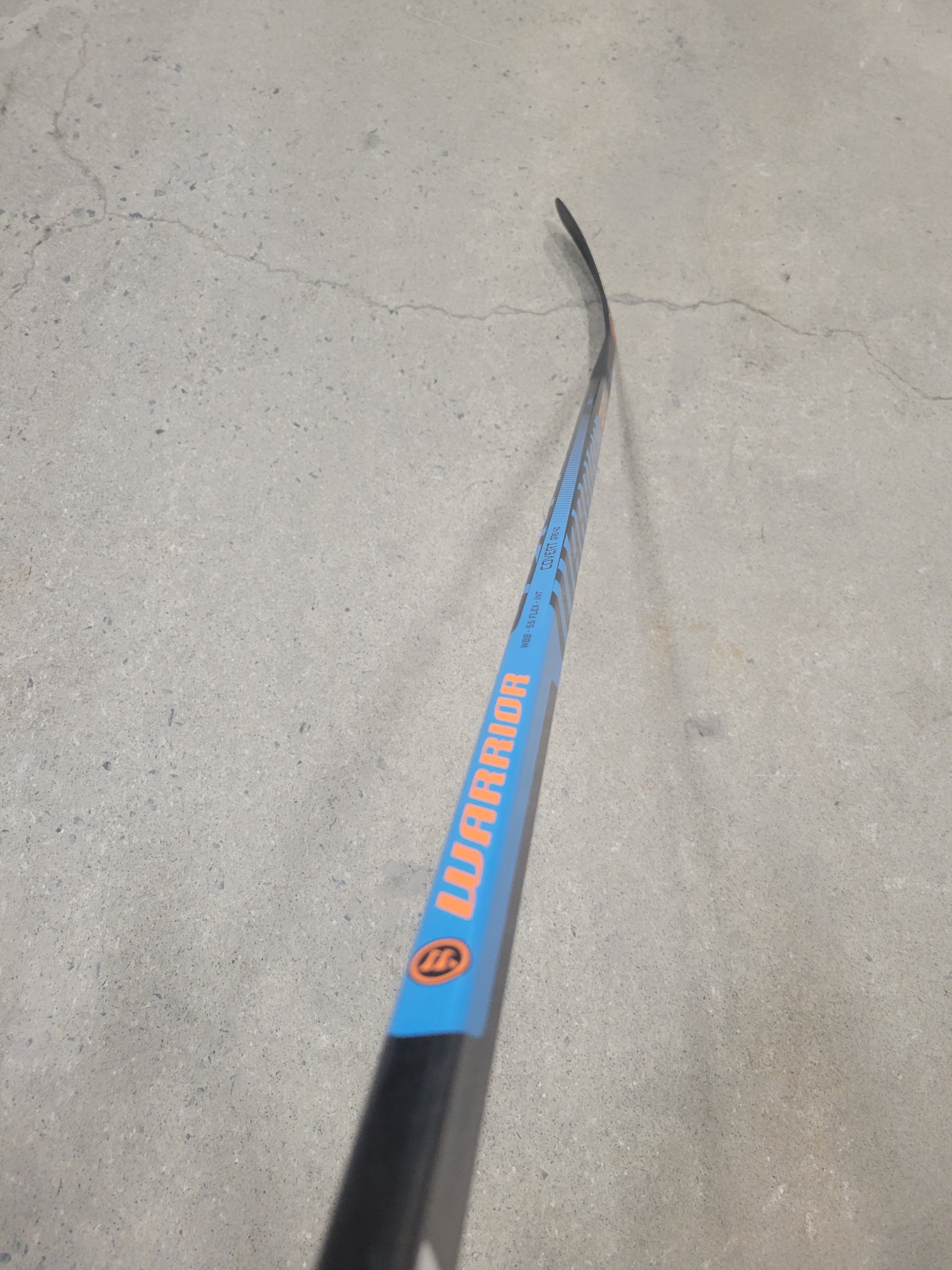 Intermediate Warrior Covert QR5 40 W88 55 flex Right Hand Hockey Stick