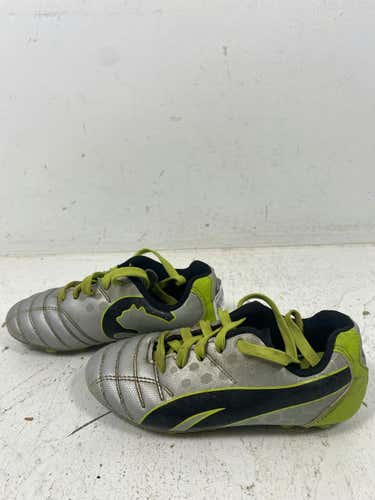 Used Puma Junior 03 Cleat Soccer Outdoor Cleats