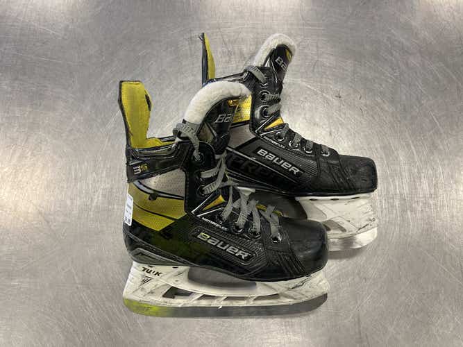 Used Bauer 3s Junior 01 Ice Hockey Skates