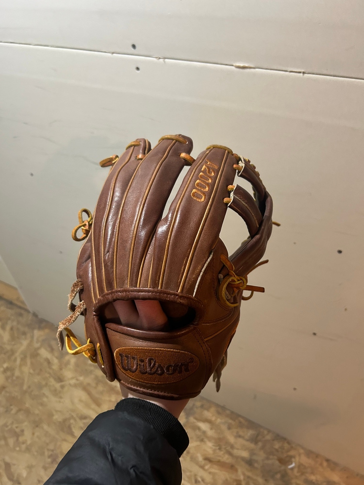 2022 Infield 11.75" A2000 Baseball Glove