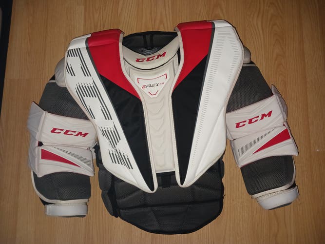 CCM 5.9 Goalie Chest Protector