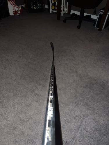 PRO  hockey stick Pro21 Nathan Mackinnon Curve stick RH